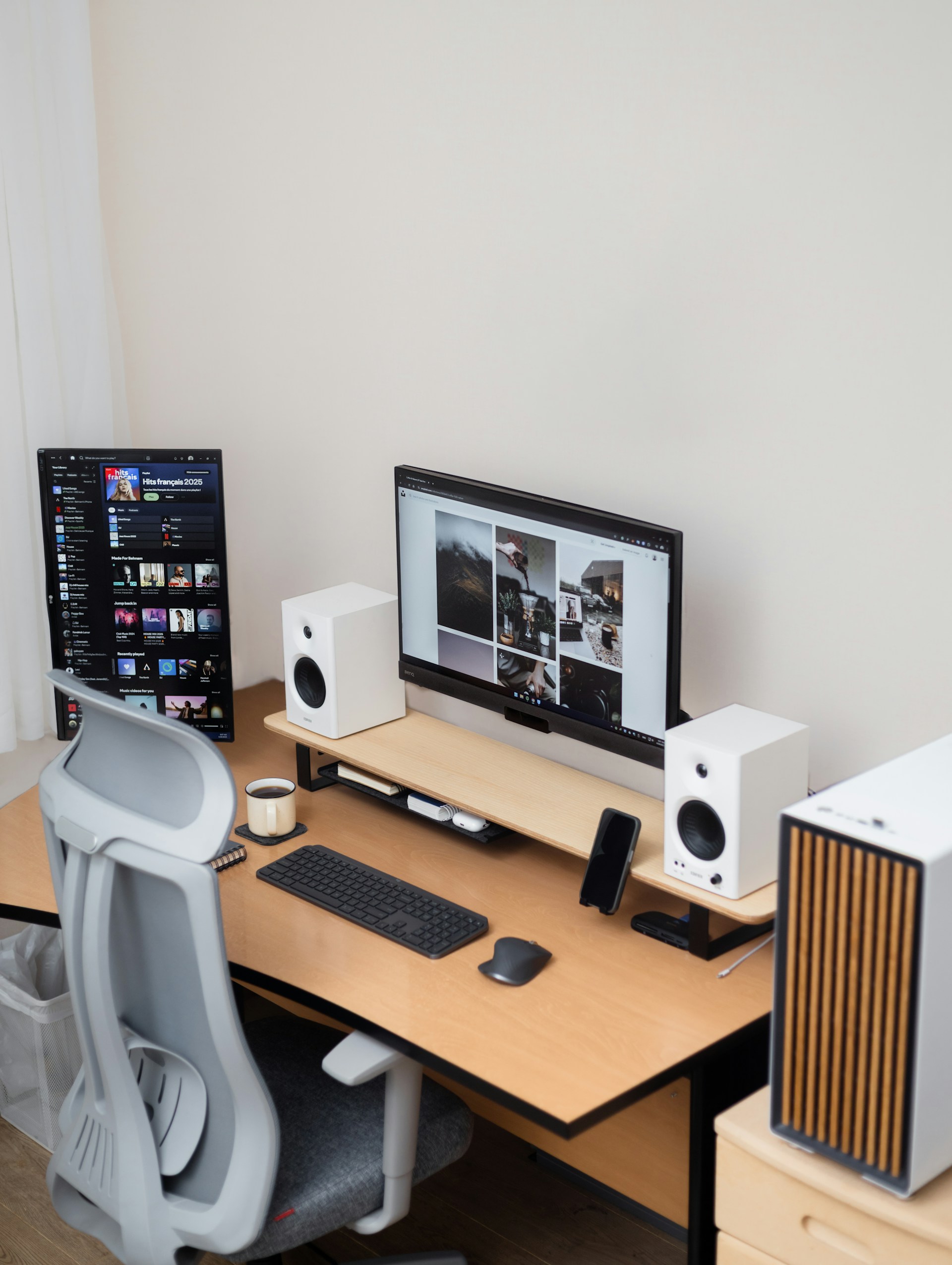 Desk shelf – dual monitor stand by Oakywood